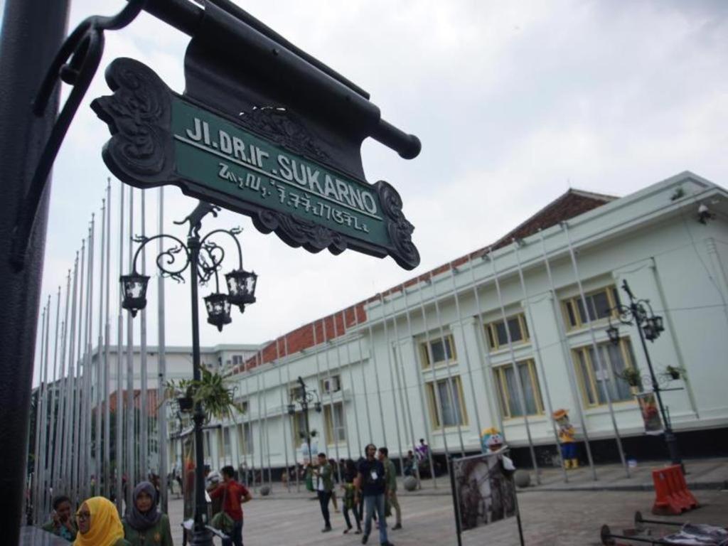 Raffleshom Hotel Bandung Dış mekan fotoğraf