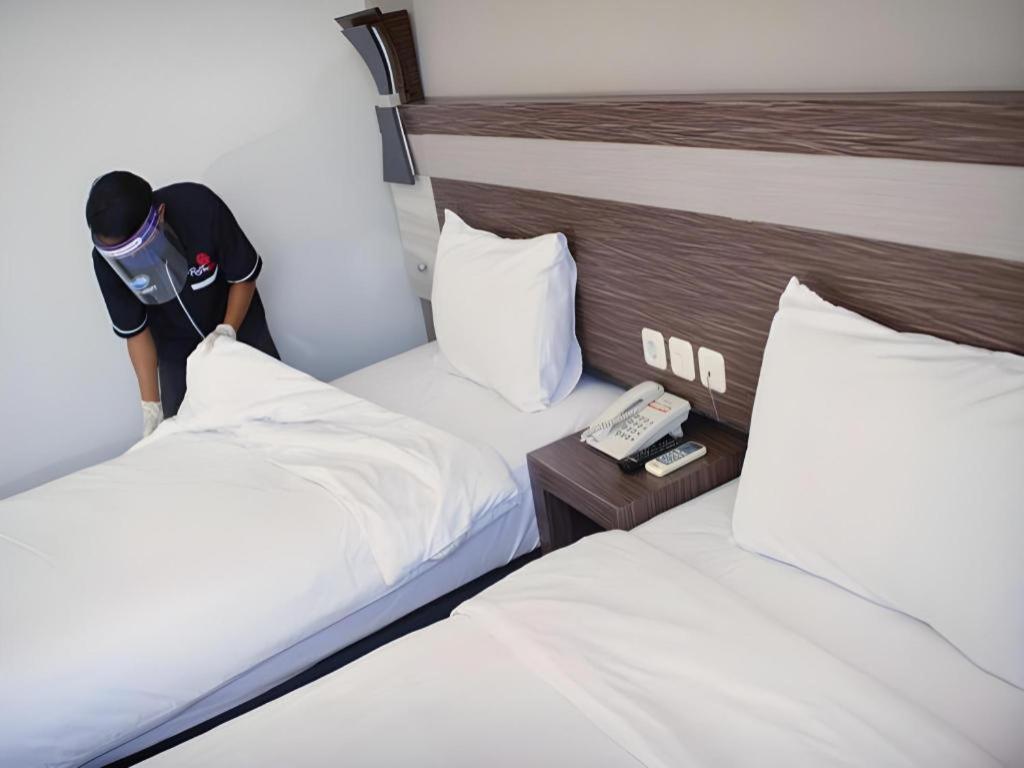 Raffleshom Hotel Bandung Dış mekan fotoğraf