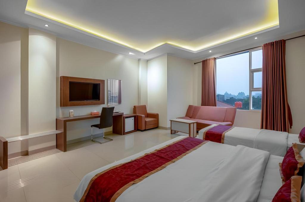 Raffleshom Hotel Bandung Dış mekan fotoğraf