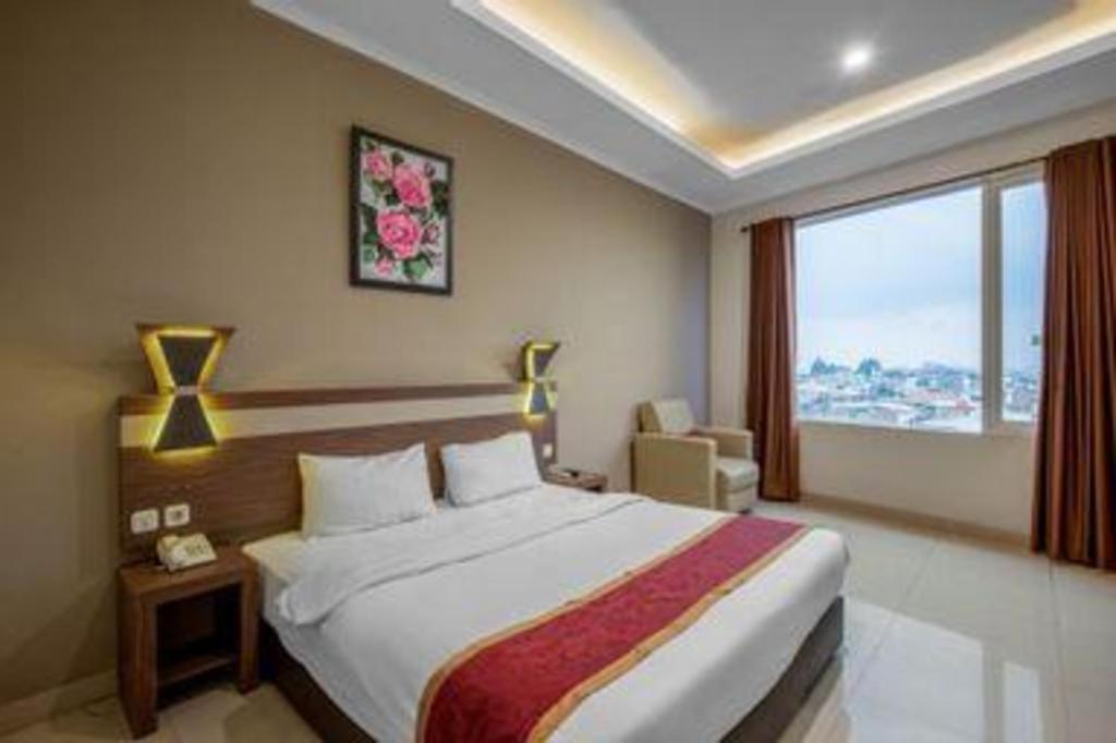 Raffleshom Hotel Bandung Dış mekan fotoğraf