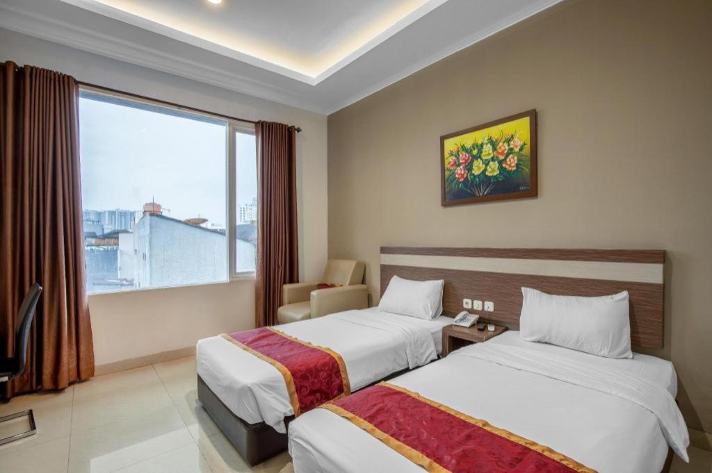 Raffleshom Hotel Bandung Dış mekan fotoğraf