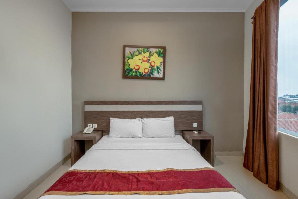 Raffleshom Hotel Bandung Dış mekan fotoğraf